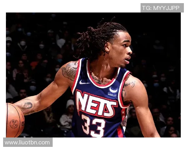 篮网与灰熊激战正酣比分悬念不断引发球迷热议