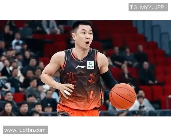 高诗岩的篮球之路：从青涩少年到CBA明星的成长故事